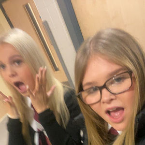 Meet your Posher, Stacy